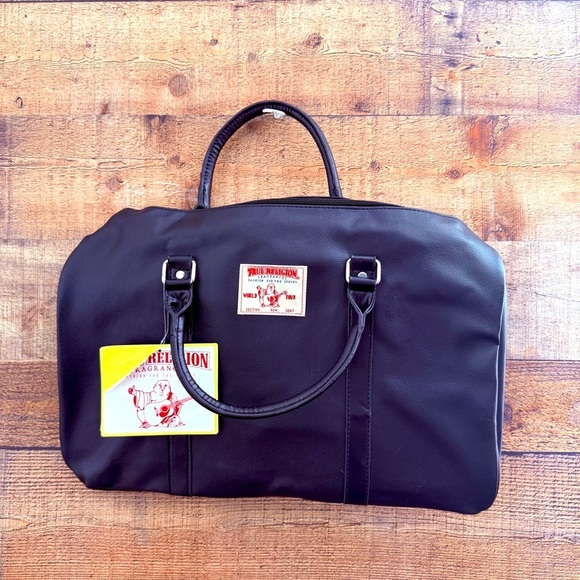 NWT True Religion Carry On Duffle Bag - Picture 2 of 6